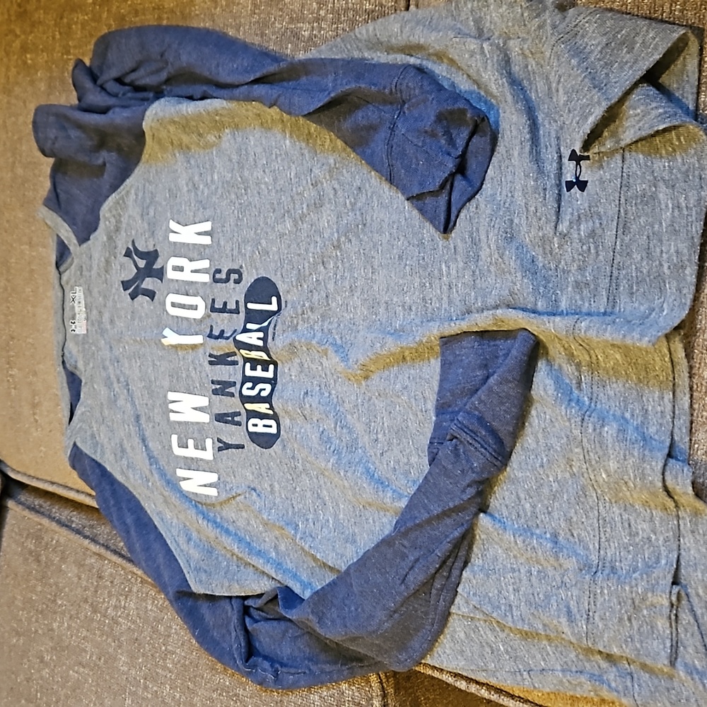 UA NY Yankees shirt